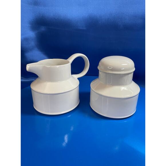 Vintage White Porcelain Sugar and Creamer Wedgwood Midwinter England - Picture 1 of 8
